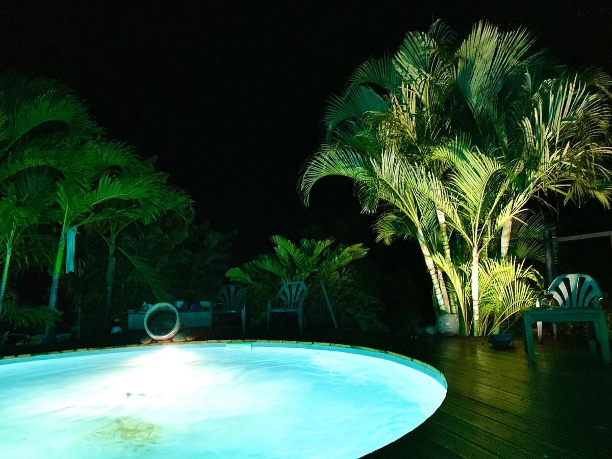 Lodge Pamplemousse Avec Piscine Privative , Dans Parc Calme A 500 M Plage Le Carbet Luaran gambar